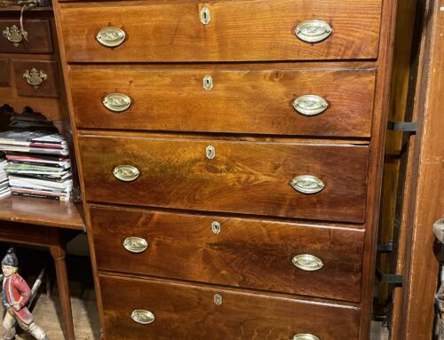 Figured Walnut Fluted Column Chest, Phila. Circa 1800
